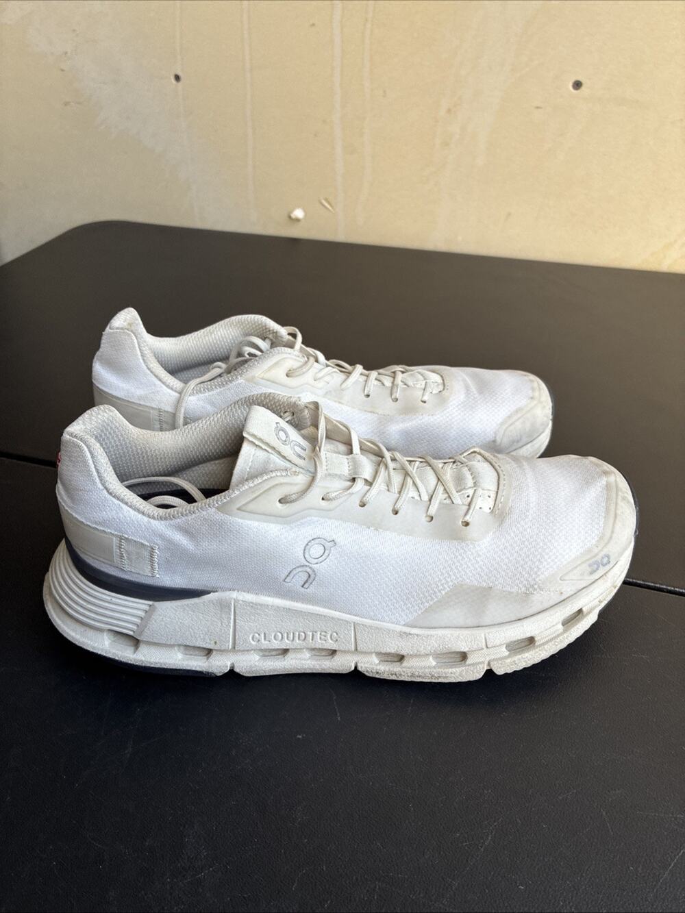 On Cloud Cloudnova Form White Running Shoes Sneakers Women’s size 8